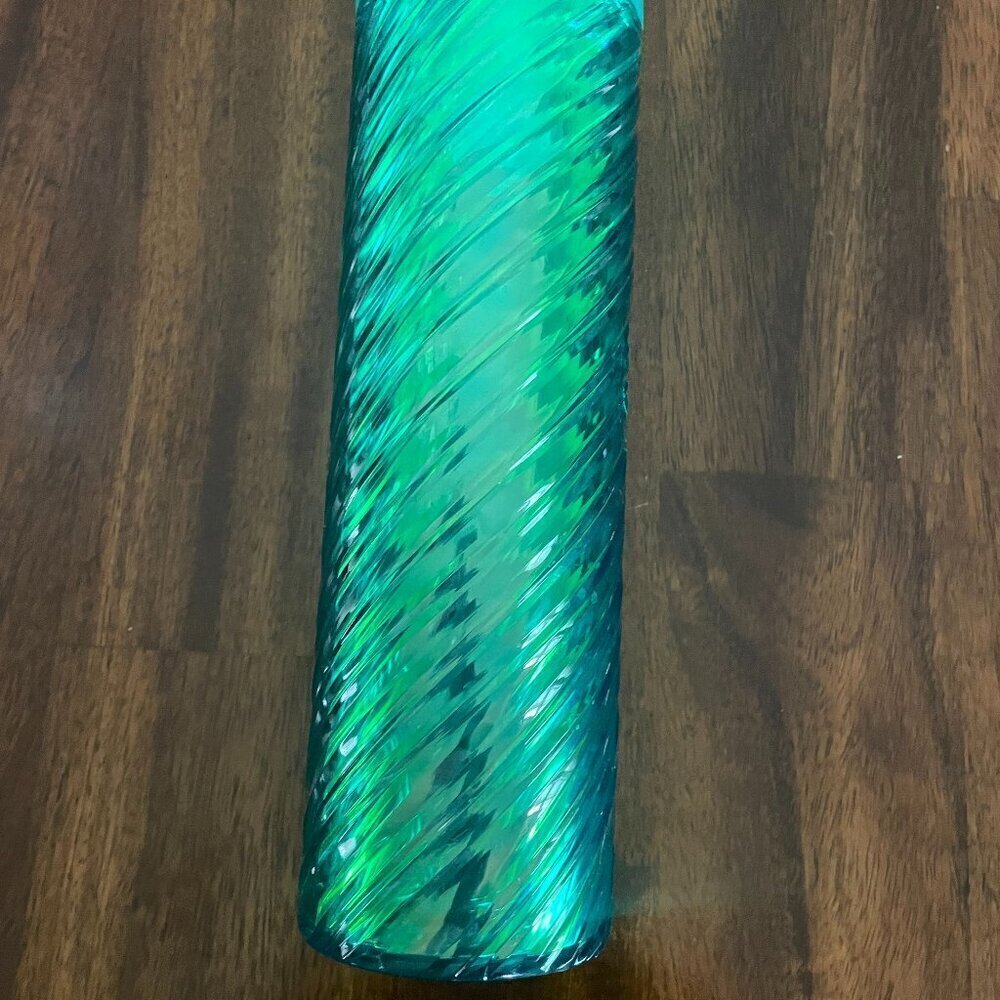 Starbucks Tumbler 16oz Green 2022 Twist Lid Plastic 9" Tall - Picture 7 of 7